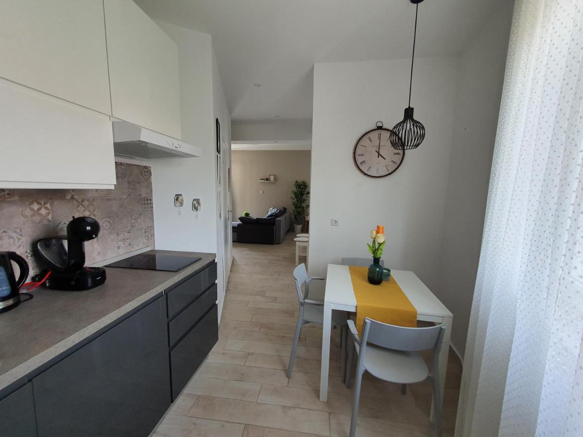 Apartment Danijela Новаля Екстер'єр фото